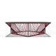 Detalle mesa de jardin rojo