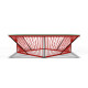 Detalle mesa de jardin rojo